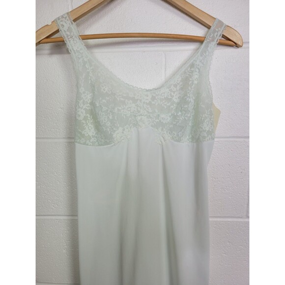 Vintage Van Raalte Suavette Nylon Slip Chemise Sea Foam Green Lace Sz 33 - Picture 2 of 11